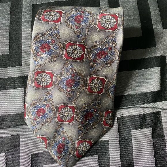 NO NAME BRAND navy blue & purple pattern  Tie‬ - Picture 1 of 5